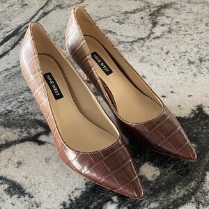 Nine West Croc-Embossed Brown Heels